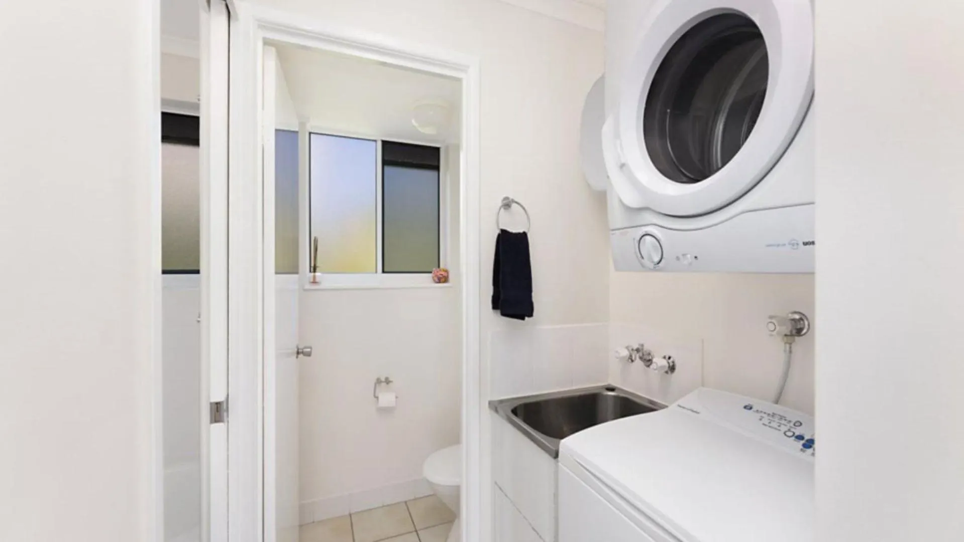 Kings Cove Unit 12 Apartment Caloundra Australia